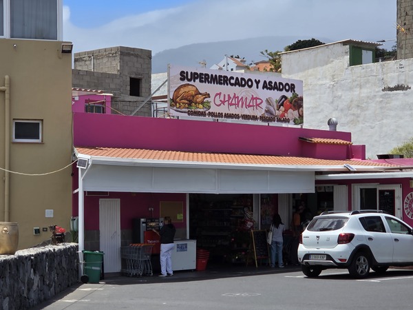 Supermercado y Asador Chamar